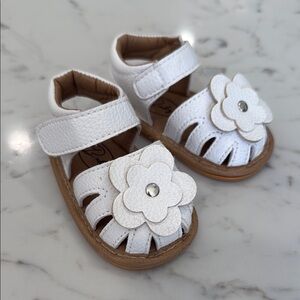 White Flower Kids Sandals